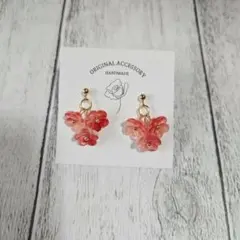 ハンドメイド　ピアス　梅の花　レッド