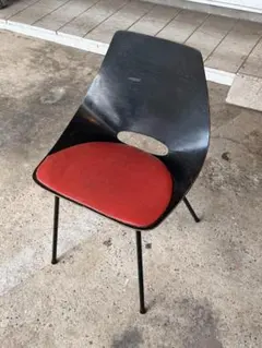 オズワルド・ボルサーニ セミナーチェア テーブル付き A ミッド