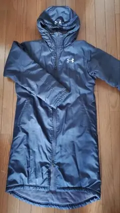 アンダーアーマ　ベンチコートM
