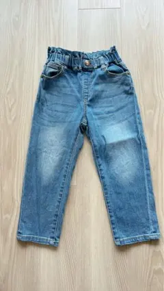 デニムパンツ ウエストゴム 花モチーフ