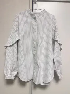 GU ラッフルスリーブブラウス【M】