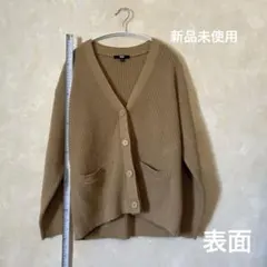 新品未使用　UNIQLO ベージュ Vネック カーディガン M