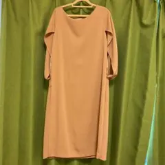 膝丈ワンピース　M ピンクのサムネイル