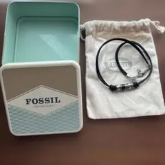 FOSSIL レザー ネックレス