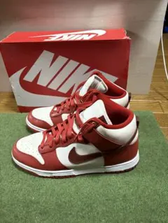 Item thumbnail for item 722d75aa-db97-49a5-9b9c-8f6ecb89dcc8