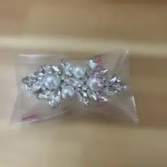 VING TAINE パールビジューリーフモチーフ バレッタ(s)