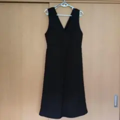 Vネックジャンパードレス