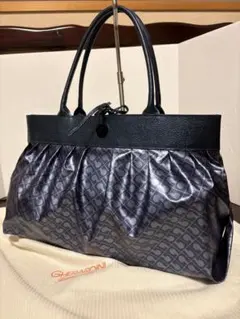 ⭐️未使用品⭐️　ゲラルディーニ　ソフティ　ハンドバッグ　ロゴグラム　ブラック 2025年最新】ゲラルディーニバッグの人気アイテム - メルカリ