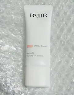 バイユア セラムフィットヴェールデイUVエッセンス 01シアーピンク　新品