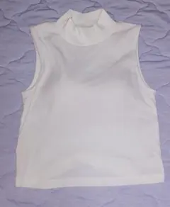 GUホワイト ハイネック ブラトップ