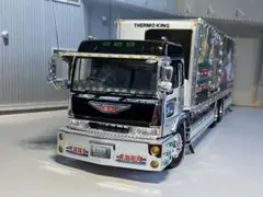 デコトラプラモデル　アオシマ 由加丸3番 自作改造1/32 完成品のサムネイル