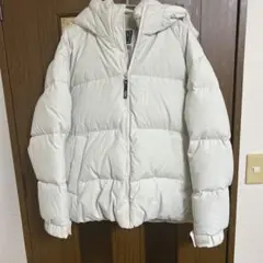 GUESS ホワイト ダウンジャケット Lサイズ