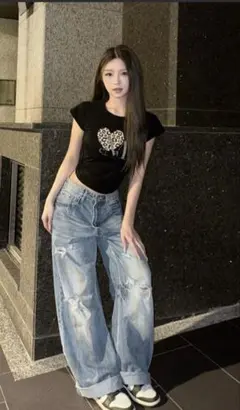 MUCENT ロゴプリント 半袖Tシャツ ブラックヒョウ柄