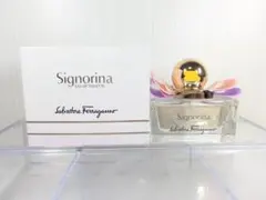 フェラガモ　シニョリーナ　オードトワレ　30mlのサムネイル