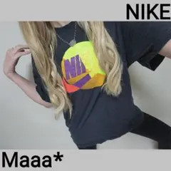 NIKE　これは可愛すぎる♡　アメカジスポーツ　カラフルロゴ　Tシャツ