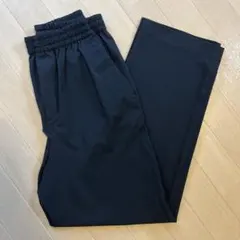 UNIQLO ワイドストレートパンツ