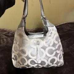 コーチ　オプアートシルバー　ハンドバッグ