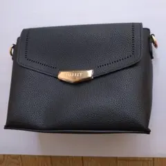 D.KELLY ブラック ショルダーバッグ