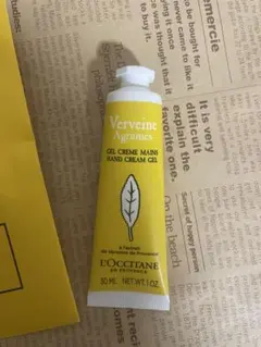 L'OCCITANE Verveine Agrumes ハンドクリーム 30ml