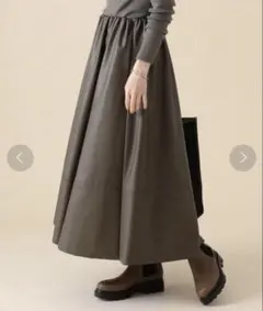 連休価格 定価2万円 デミルクスビームス フェイクレザースカート カーキ