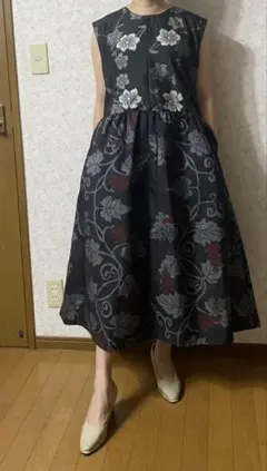 着物リメイク　Aラインワンピース　大島紬正絹　モデルさん158cm 45キロ