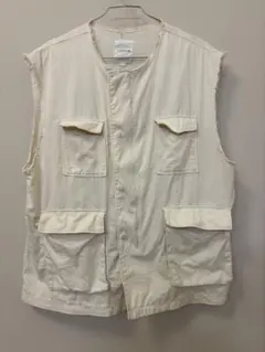 レプシィム　ノーカラーミリタリーベスト　アイボリー