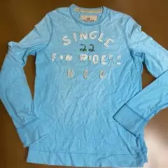 アバクロンビー&フィッチ　アバクロ　Tシャツ　長袖　水色　白　ロゴ　春夏