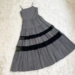 2025年最新】プリーツティアードキャミワンピース furfurの人気