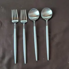 Cutipol GOA ホワイト シルバー デザートフォークスプーン4本セットのサムネイル