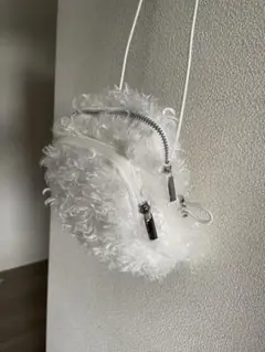 ショルダーバッグ【激安出品中‼️】 クレヨンしんちゃんシロ風味✨お子さんにも