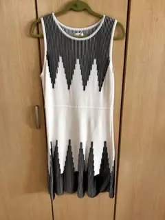 615 Calvin Klein ニットワンピース L