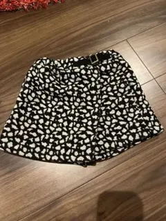 プティマインの巻きスカート風パンツ