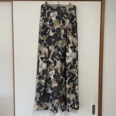 【美品】beauty and youth 花柄 ワイドパンツ