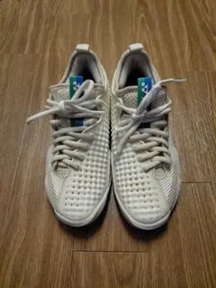 YONEX ホワイト スニーカー テニス スポーツ