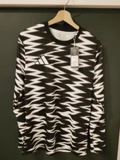 新品未使用　adidas ジグザグパターン 長袖カットソー XL　定価4950円