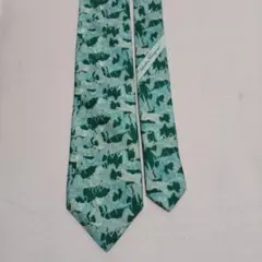 Salvatore Ferragamo サルヴァトーレフェラガモ　馬柄 ネクタイ