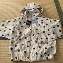 ブリーズ新品値札つき！水玉模様ウィンドブレーカー 140