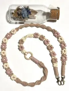 ショルダーストラップ　ネックストラップ　スマホショルダー　マクラメ