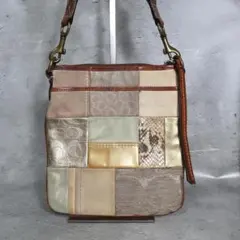COACH コーチ パッチワーク シグネチャー ショルダーバッグ 10006