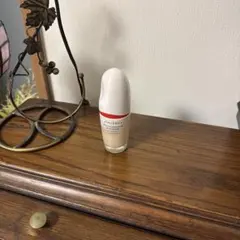 SHISEIDO 資生堂 エッセンス スキン グロウ ファンデーション 140