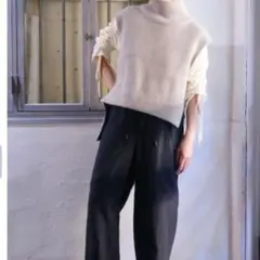 RYU KAGA　BACK SLIT KNIT/BEIGE 新品未使用