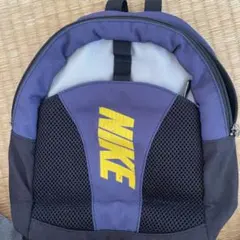 NIKE ネイビーリュック