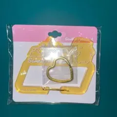 ポムポムプリン ハートリングつき アクリルカラビナ ピューロランド サンリオ