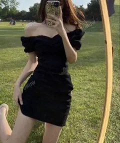 オフショルダー 黒 ミニワンピース 半袖