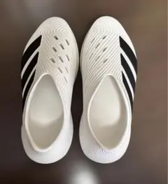 【美品】 adidas adilette 22ピュアチルホワイト /ブラックのサムネイル