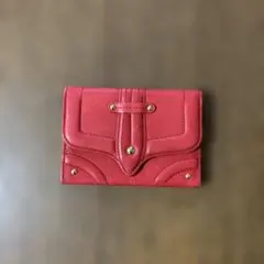 COMME CA ISM⭐️赤 レザー ⭐️二つ折り財布のサムネイル