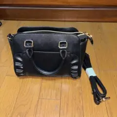 黒 バッグ