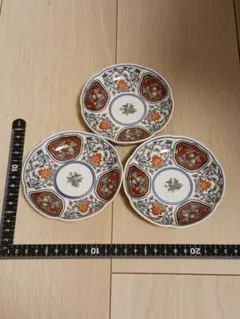 有田焼 賞美堂 其泉窯 染錦草花果実紋 銘々皿 小皿 三枚セット