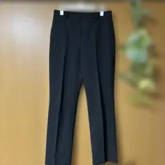ユニクロ黒テーパードパンツMサイズ