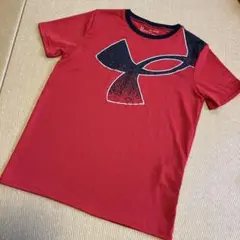 【新品未使用】　 Under Armour レッド Tシャツ 160cm